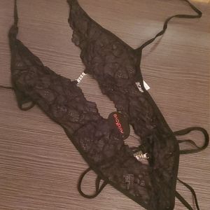 Lingerie bodysuit lace.